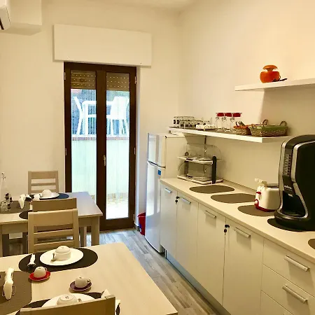Bed & Breakfast Caruso 2*